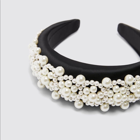 NWOT. Zara Black Pearls Headband. - Picture 2 of 4